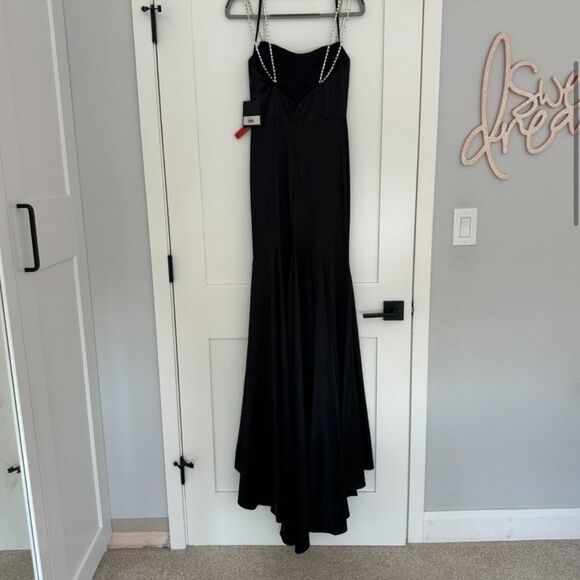 Mac Duggal | A12428 Charmeuse Rhinestone Strap Trumpet Gown Size 0 Ieena NWT - Picture 4 of 10